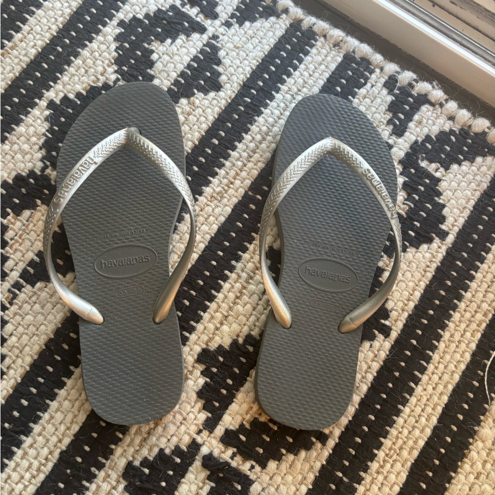 Havaianas Gray Flip Flops with Silver Straps